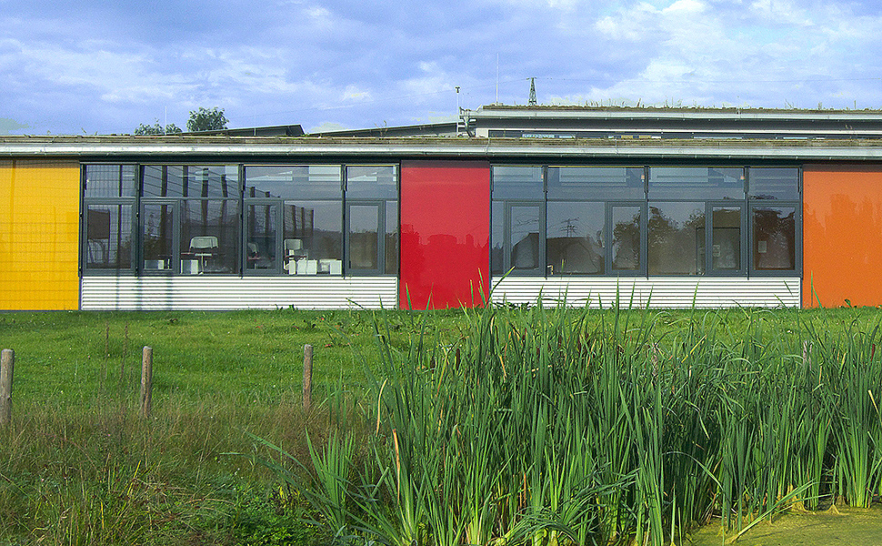 Hariolf Gymnasium Ellwangen - Vom Betonskelett über den Mauerwerksbau zum Holzbau